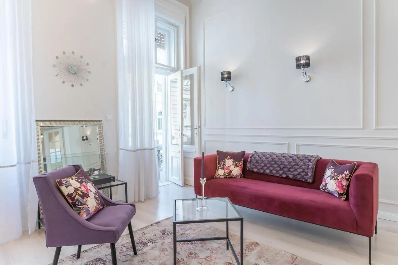 Milano Design Apartment City Center With Ac location