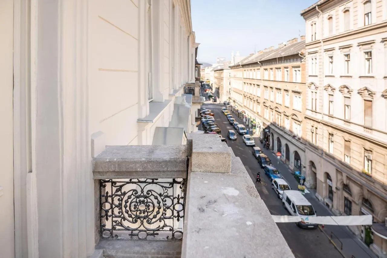 Milano Design Apartment City Center With Ac Budapest